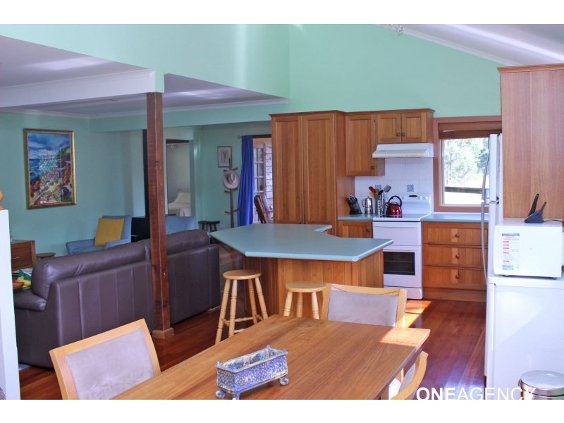 143 Beranghi Road, Crescent Head NSW 2440