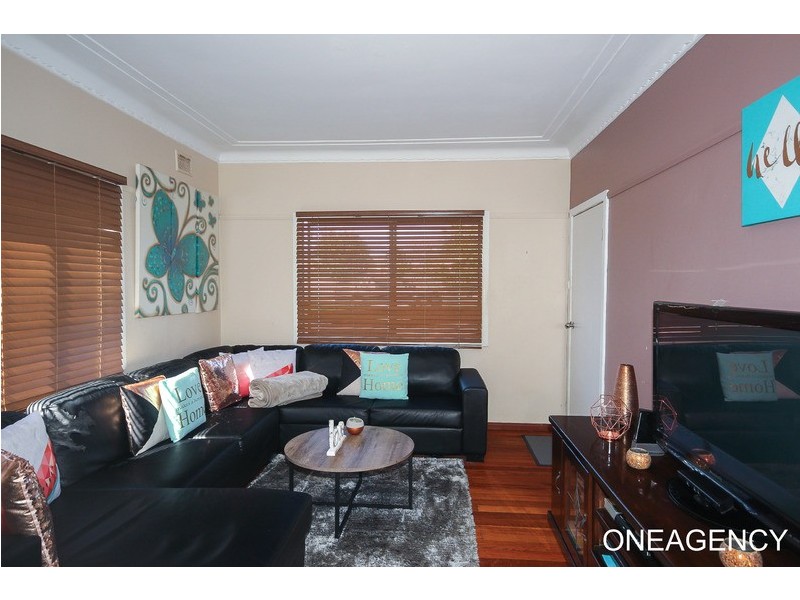 18 Park Avenue, West Kempsey NSW 2440