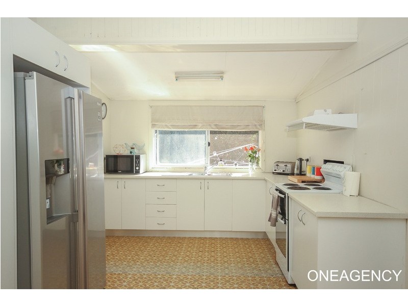 18 Park Avenue, West Kempsey NSW 2440