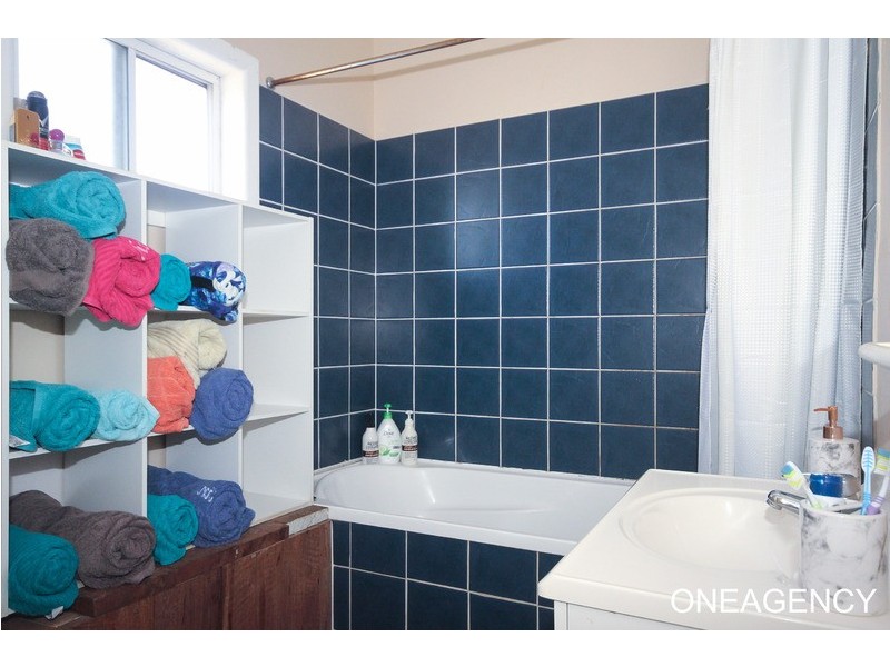 18 Park Avenue, West Kempsey NSW 2440