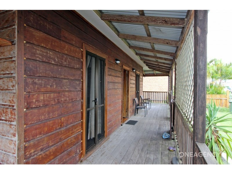 25 Pacific Street, Crescent Head NSW 2440