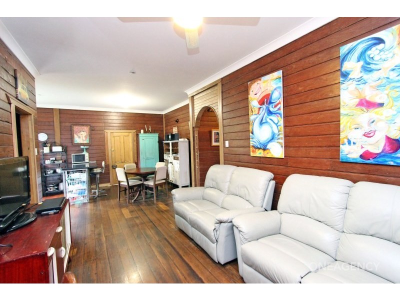 25 Pacific Street, Crescent Head NSW 2440