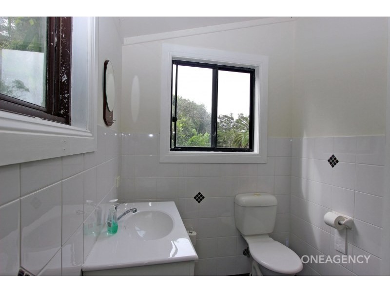 25 Pacific Street, Crescent Head NSW 2440