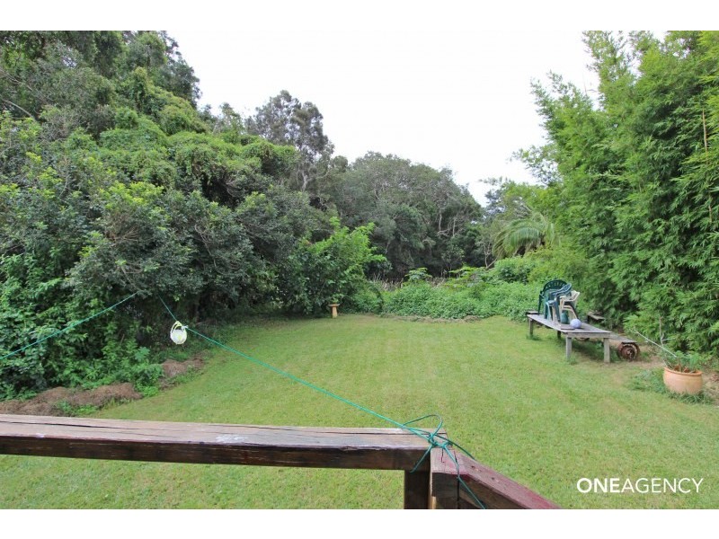25 Pacific Street, Crescent Head NSW 2440