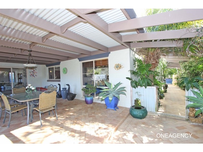 22 Cook Drive, South West Rocks NSW 2431