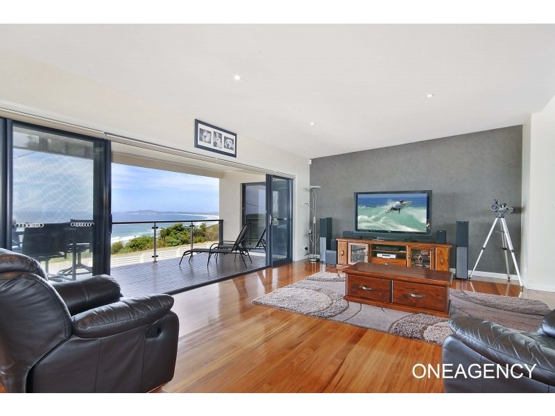 44 Skyline Crescent, Crescent Head NSW 2440