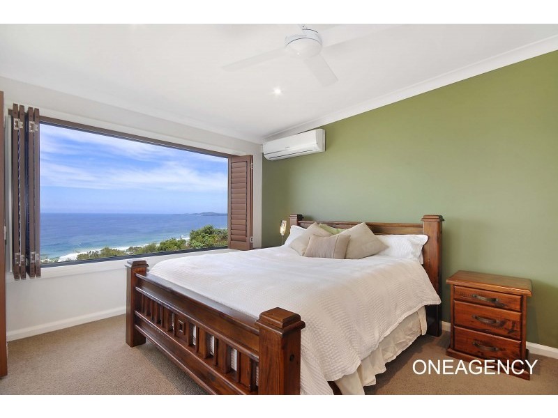 44 Skyline Crescent, Crescent Head NSW 2440