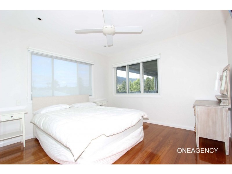 4 Oak Street, Hat Head NSW 2440