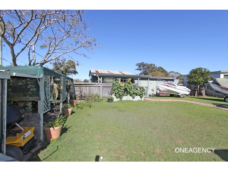 19 Darkwater Street, Gladstone NSW 2440