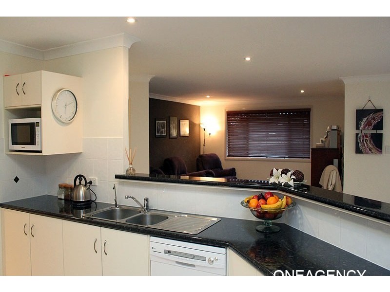 7 Yates Place, West Kempsey NSW 2440