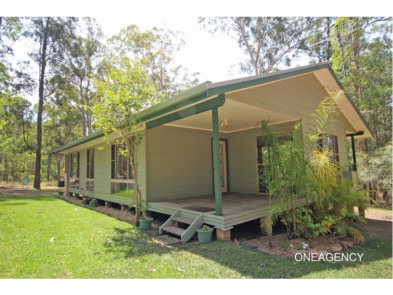 35 Ironbark Crescent, Yarravel NSW 2440