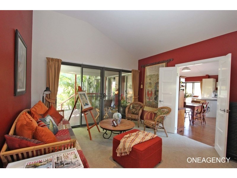11 Penn Place, Crescent Head NSW 2440