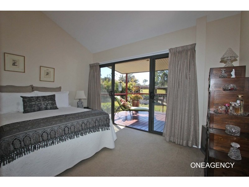 11 Penn Place, Crescent Head NSW 2440