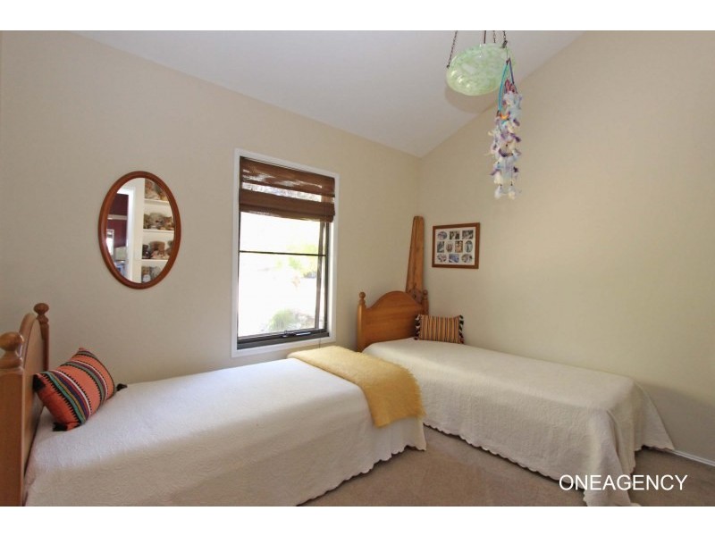 11 Penn Place, Crescent Head NSW 2440