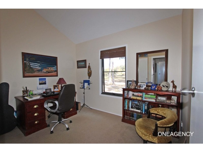 11 Penn Place, Crescent Head NSW 2440