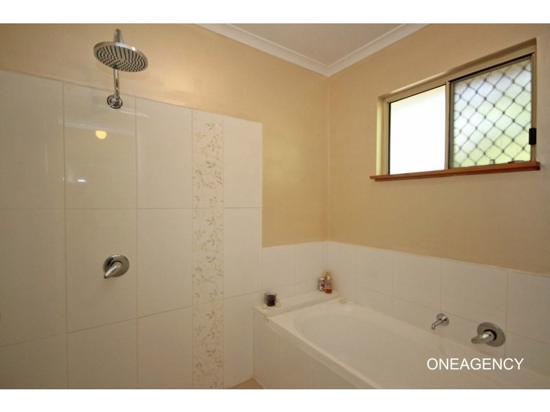 115 Neville Morton Drive, Crescent Head NSW 2440