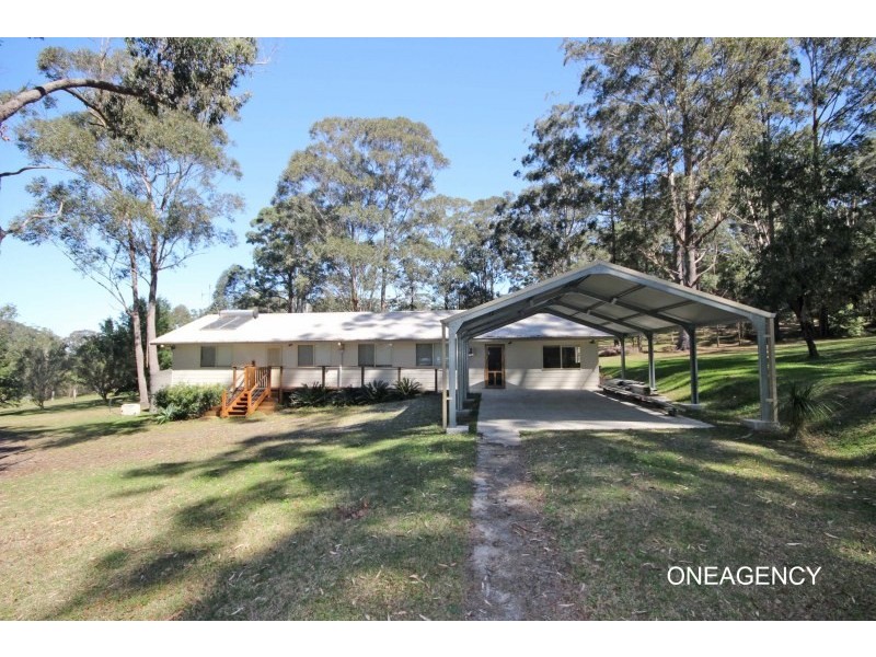 115 Neville Morton Drive, Crescent Head NSW 2440