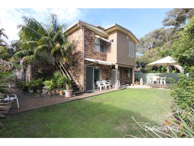 8 Hutcheson Street, Hat Head NSW 2440
