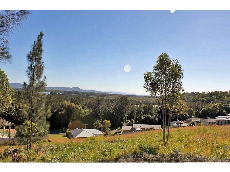 9 Salmon Circuit, South West Rocks NSW 2431