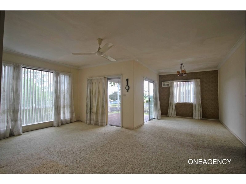 25 Macquarie Street, South Kempsey NSW 2440