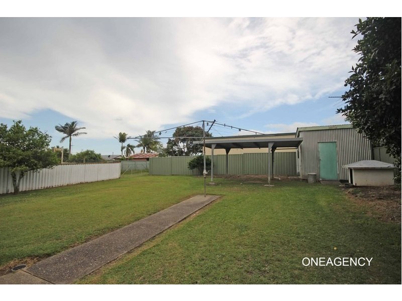 25 Macquarie Street, South Kempsey NSW 2440