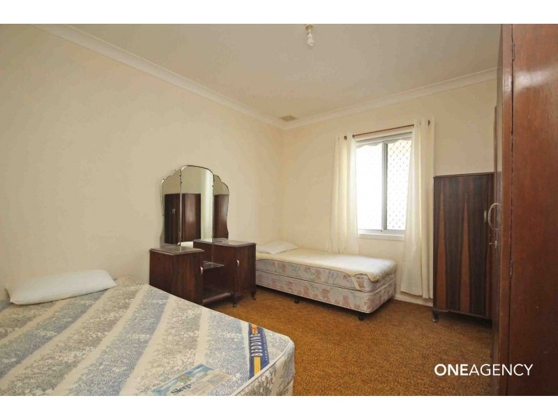 16 Elrington Avenue, West Kempsey NSW 2440