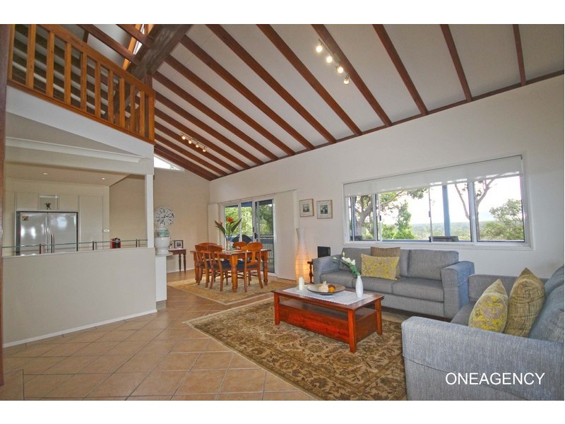6 Kinchela Street, Crescent Head NSW 2440
