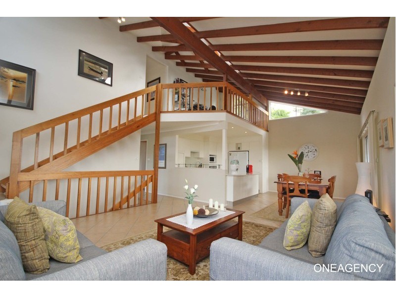 6 Kinchela Street, Crescent Head NSW 2440