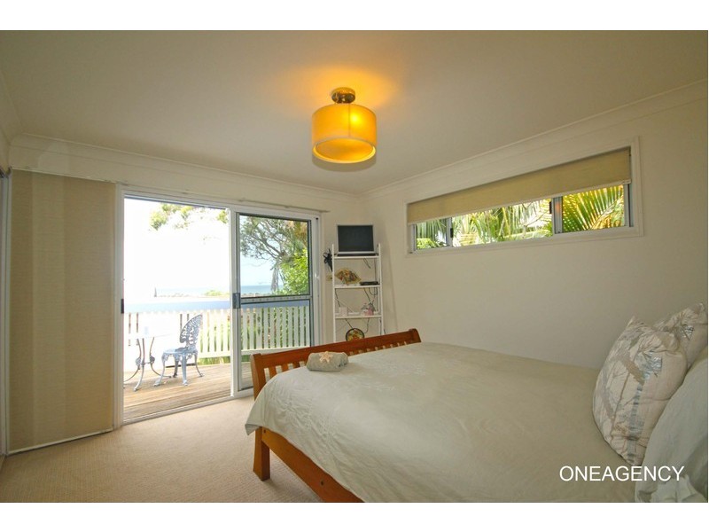 6 Kinchela Street, Crescent Head NSW 2440