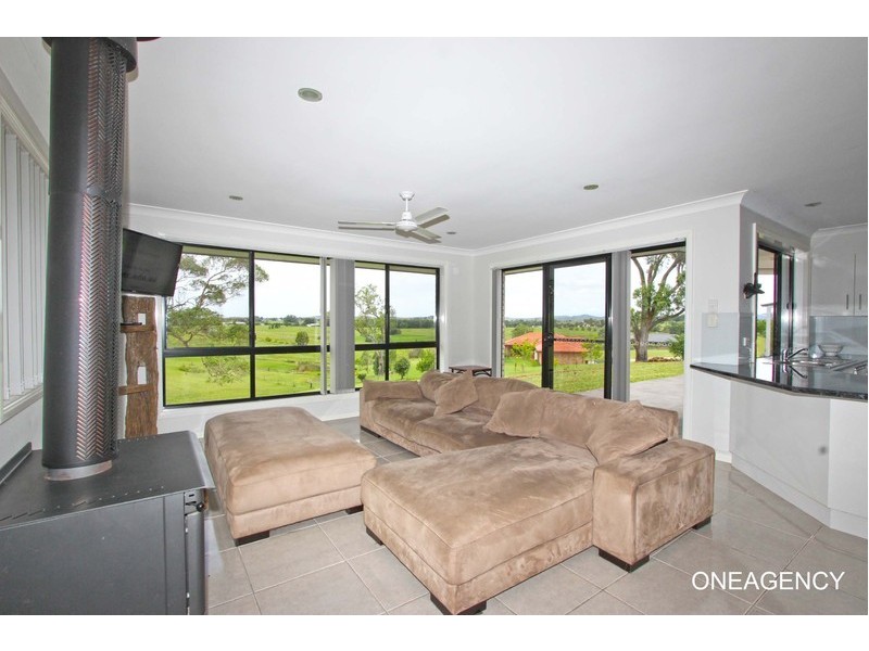 11 McPhillips Place, Greenhill NSW 2440