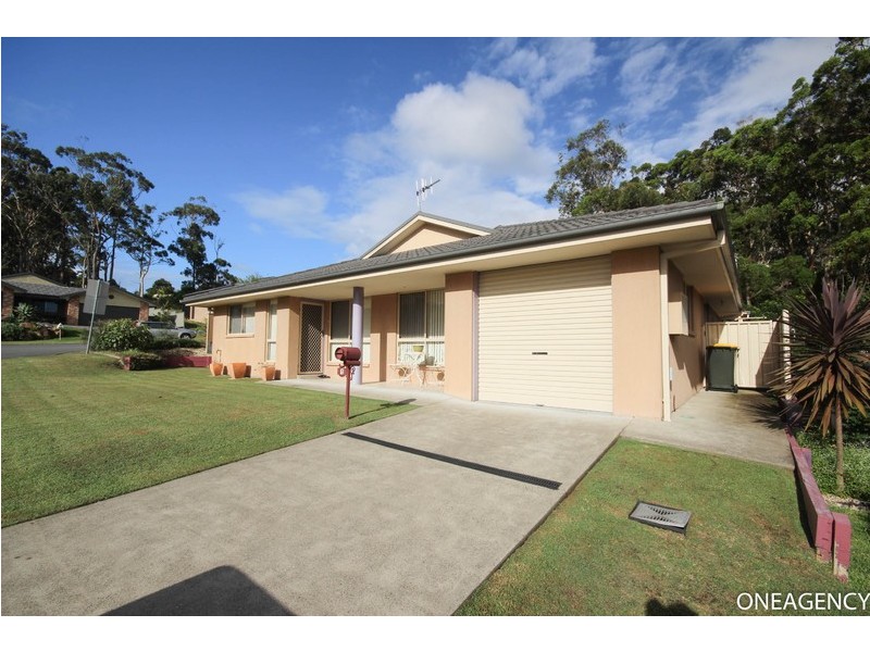 1 Yulgilbar Place, South West Rocks NSW 2431