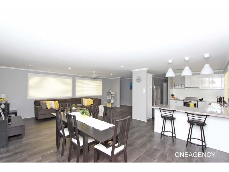 16 Haven Crescent, Aldavilla NSW 2440