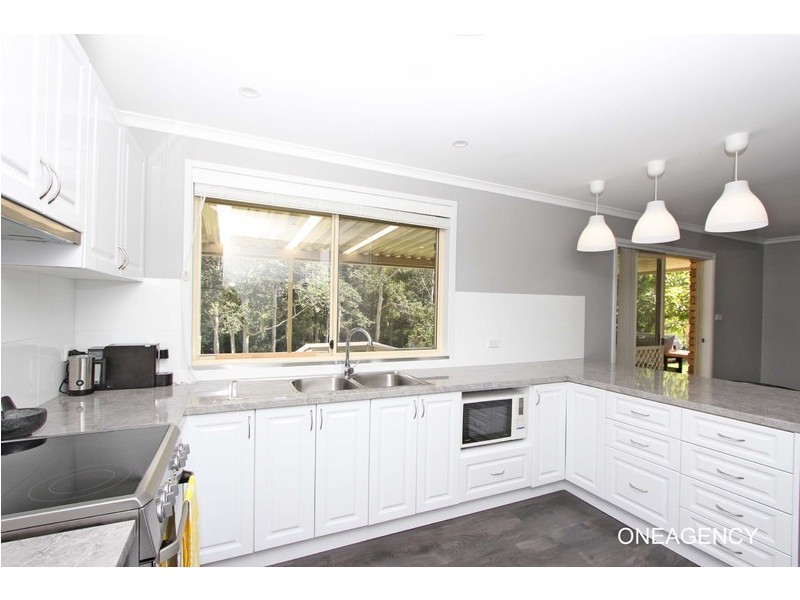 16 Haven Crescent, Aldavilla NSW 2440