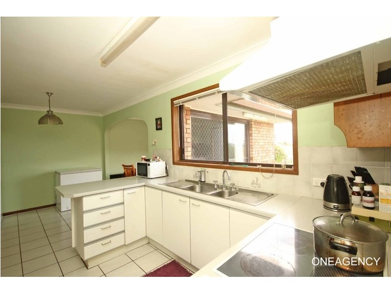 20 Mitchell Avenue, West Kempsey NSW 2440