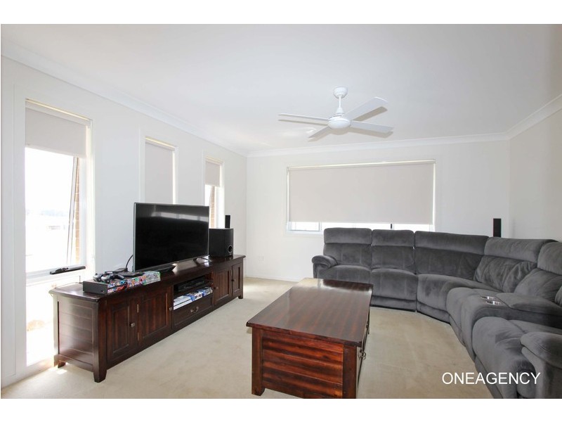 8 Prior Circuit, West Kempsey NSW 2440