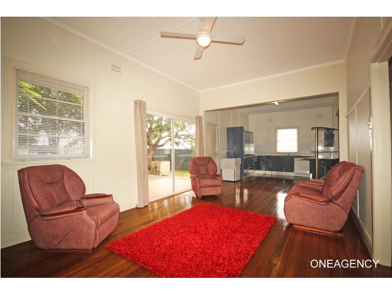 10 Croads Esplanade, Smithtown NSW 2440