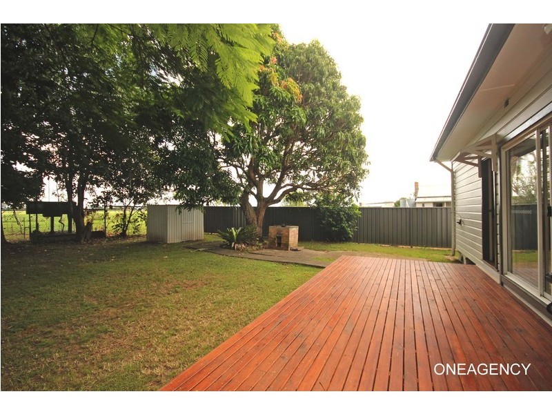 10 Croads Esplanade, Smithtown NSW 2440