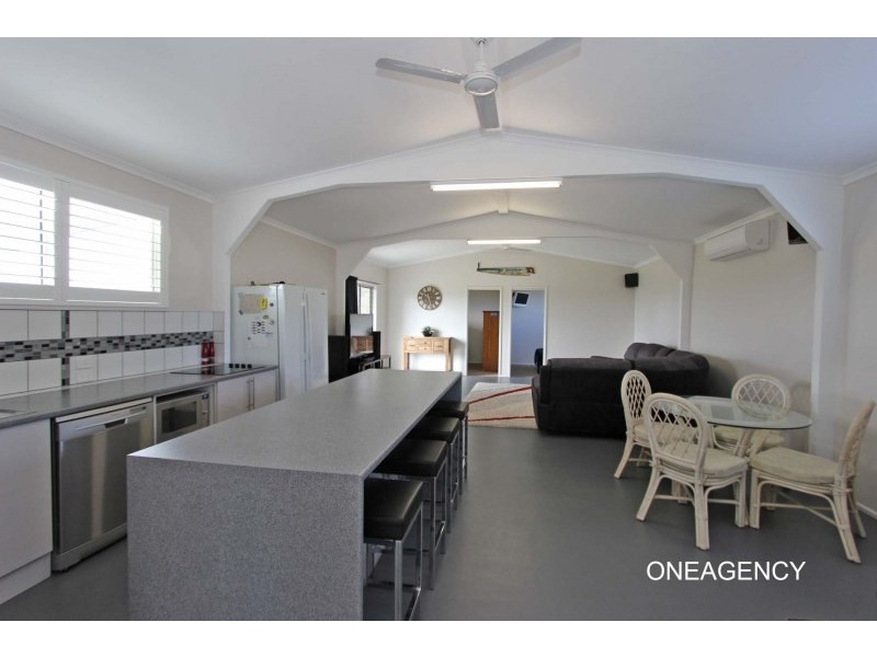 Armidale Road, Yarravel NSW 2440