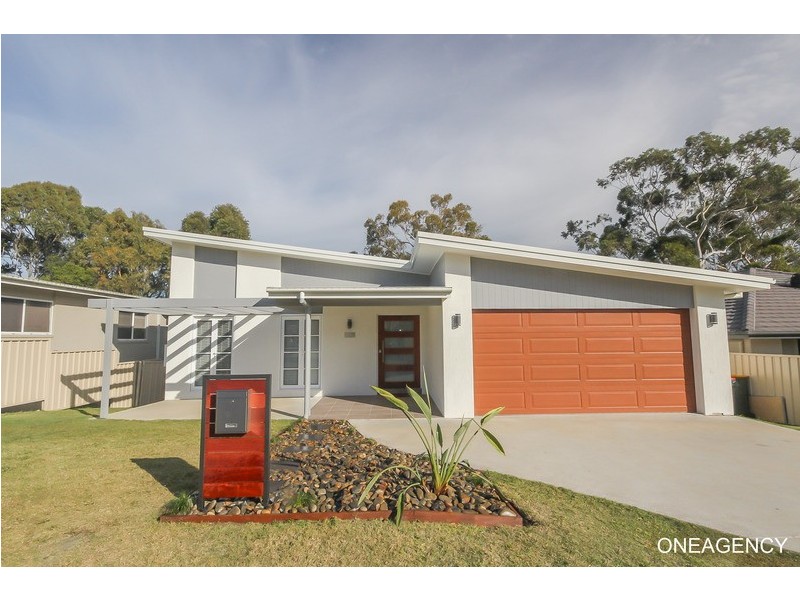 10 Yulgilbar Place, South West Rocks NSW 2431