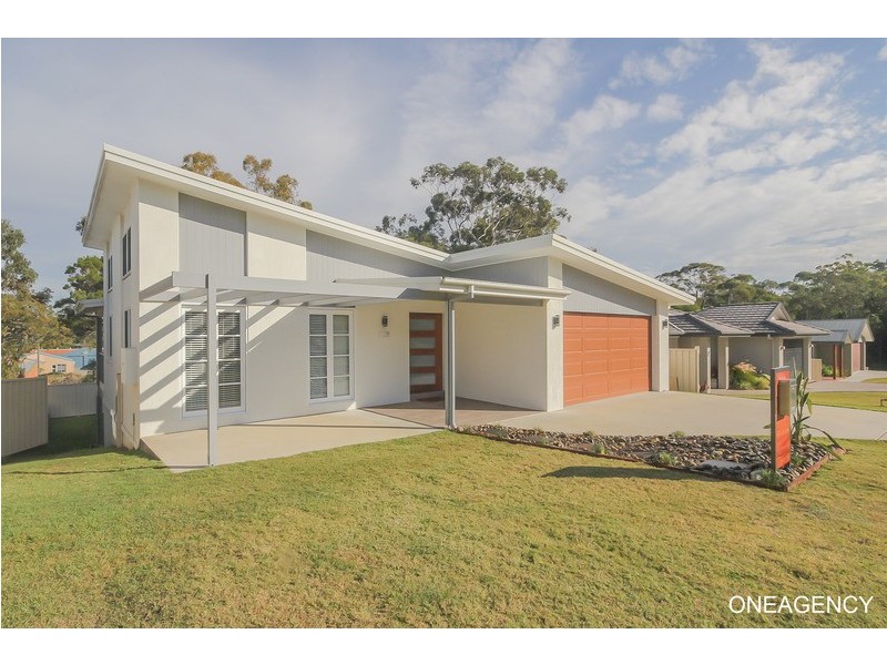 10 Yulgilbar Place, South West Rocks NSW 2431