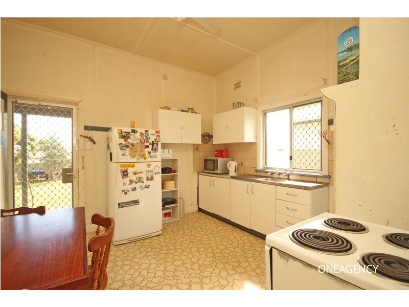 20 Middleton Street, South Kempsey NSW 2440