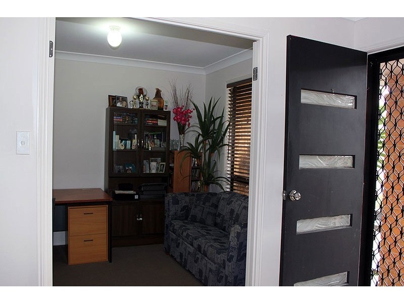 22 Yates Place, West Kempsey NSW 2440