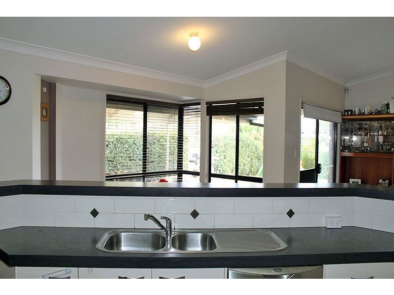 22 Yates Place, West Kempsey NSW 2440