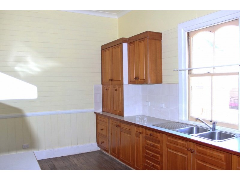 43 Wide Street, West Kempsey NSW 2440