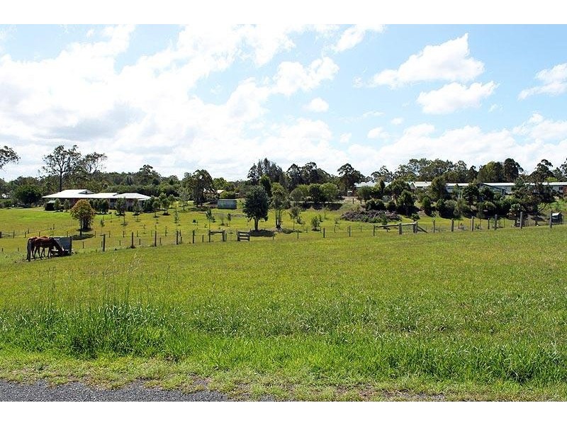 24 McPhillips Place, Greenhill NSW 2440