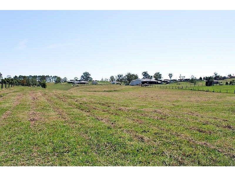 24 McPhillips Place, Greenhill NSW 2440