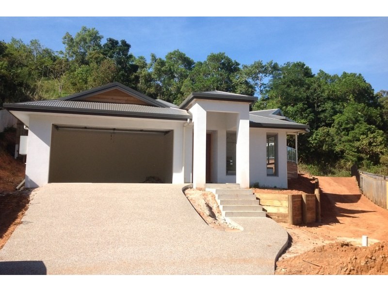 2 Robin Close, Bayview Heights QLD 4868