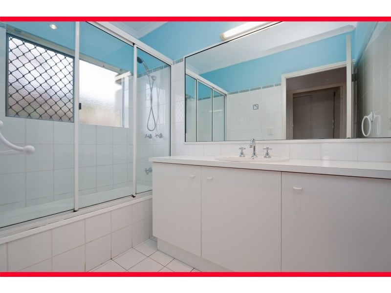 6 Whyandra Close, Mount Sheridan QLD 4868