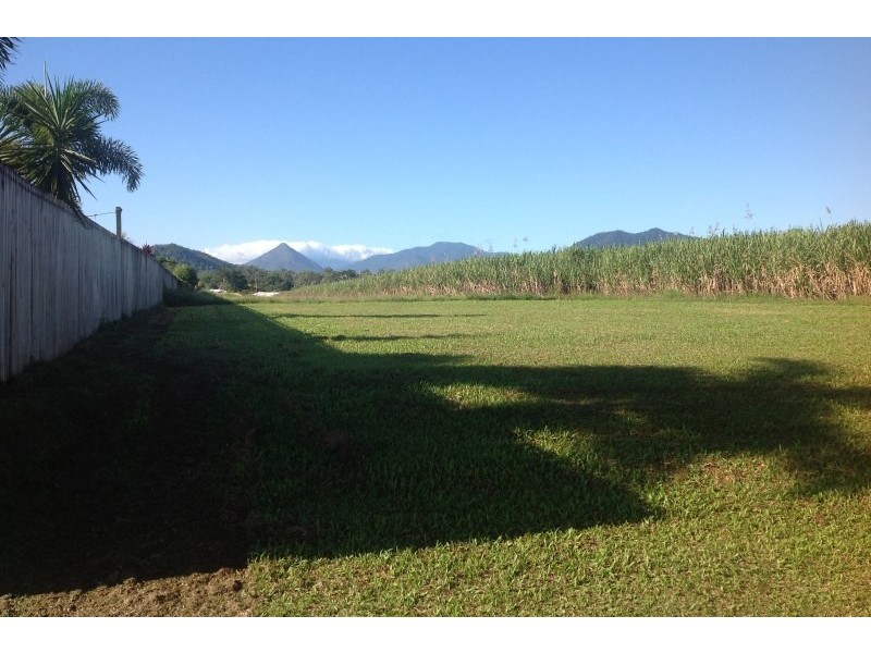 27 Arkendeith Drive, Edmonton QLD 4869