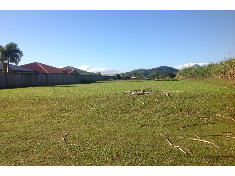 27 Arkendeith Drive, Edmonton QLD 4869